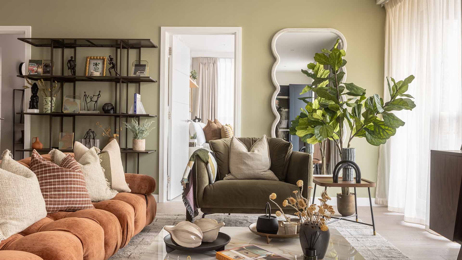 InStyle Direct: Dynamic Living Spaces at Fulton and Fifth