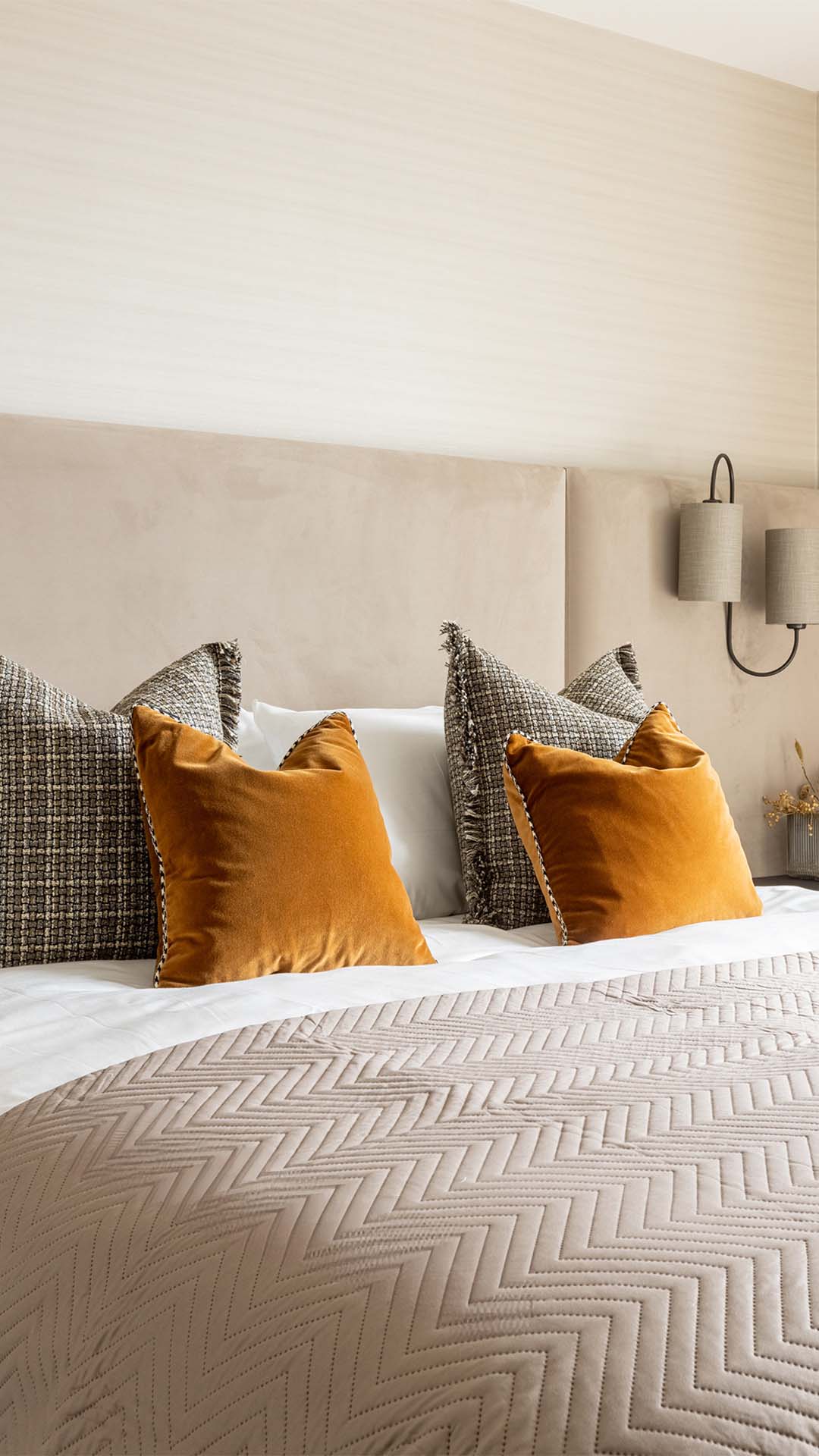 Kings Tower Chelsea: Bedroom Pillow Styling
